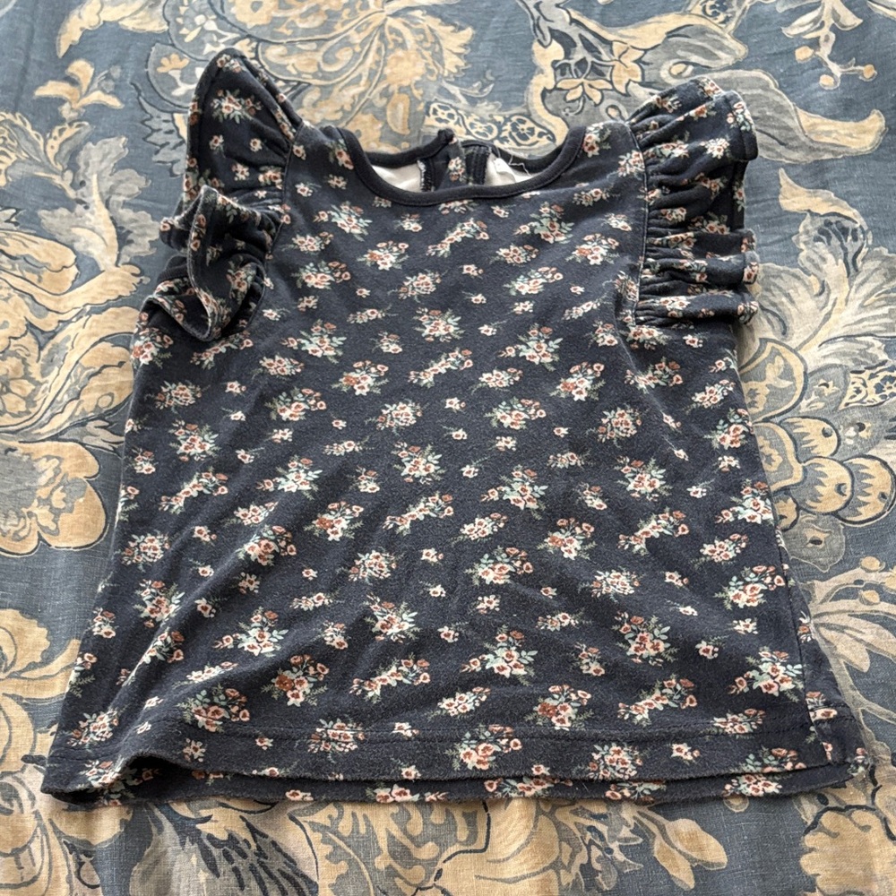 Jamie Kay ruffle top size 7